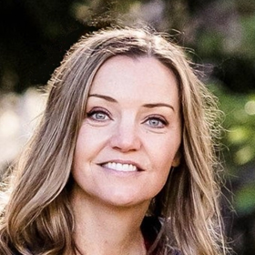 Headshot of Johanna Ferriera