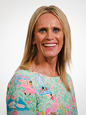 Headshot of Kaye Sweetser, Ph.D, APR+M, Fellow PRSA