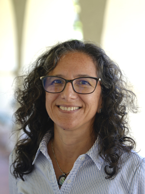 Headshot of Lourdes M. Cueva Chacón