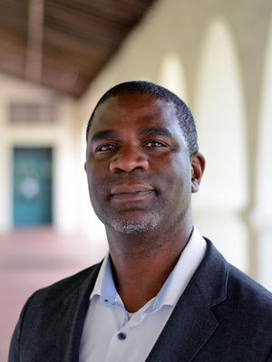 Headshot of Roddrick  Colvin